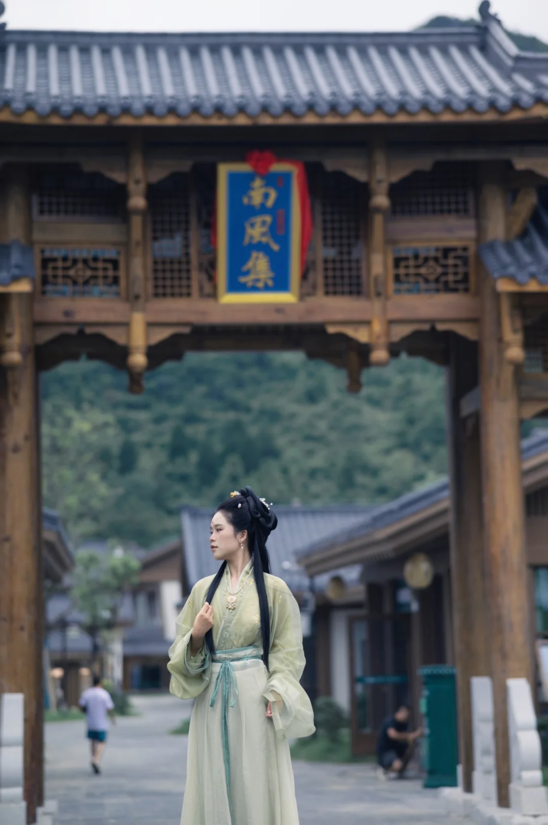 起猛了，在南风集偶遇仙女了，跟了一路…