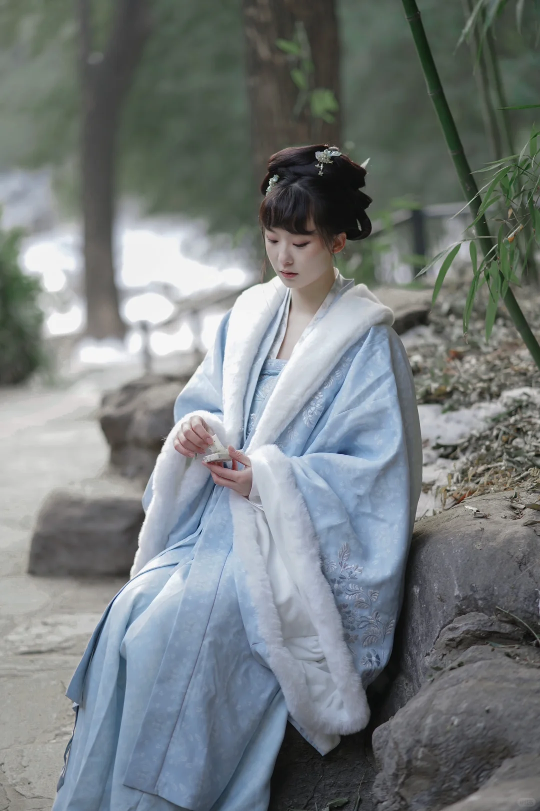 六妹妹不过是爱吃了些，有什么值得说的