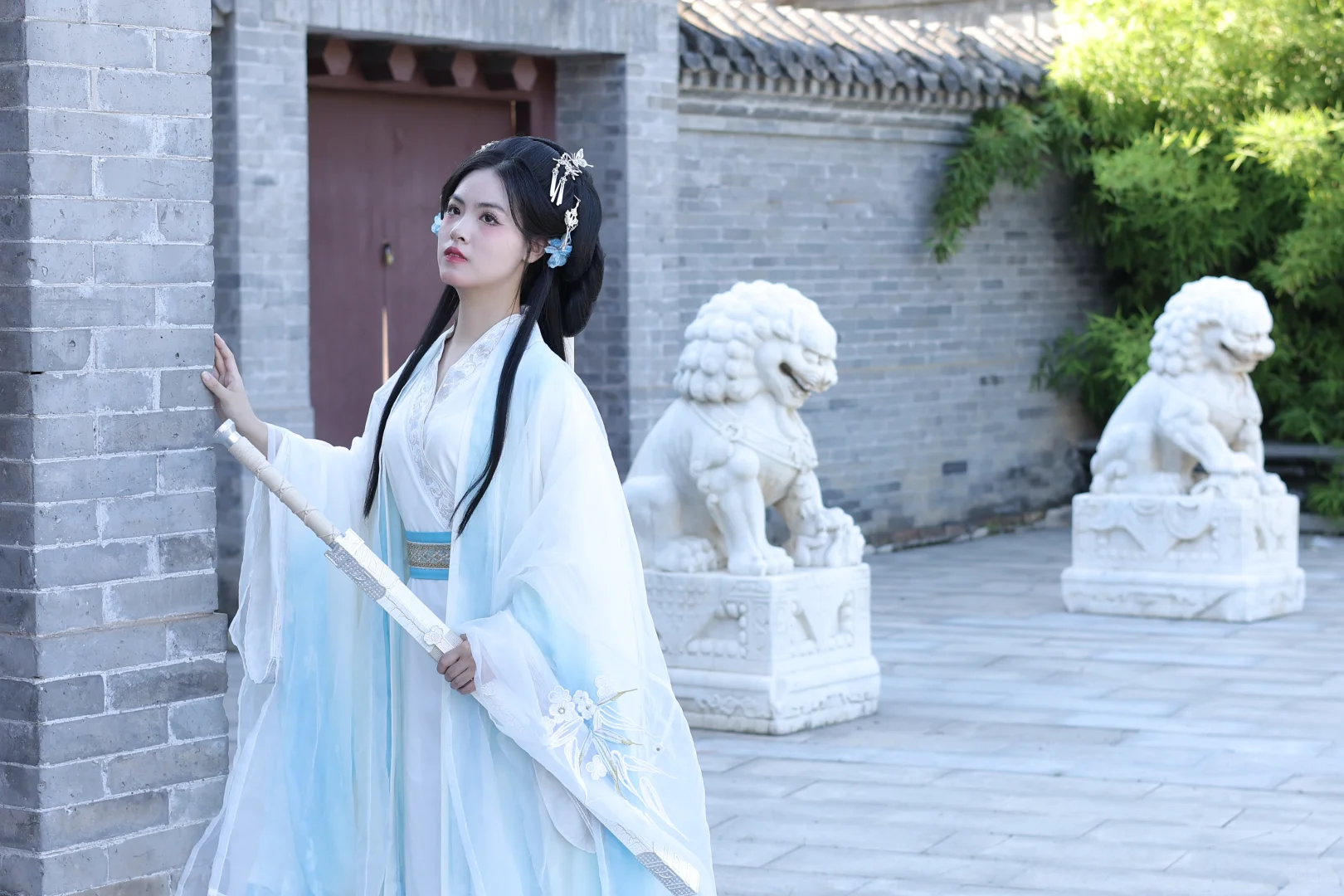 白露降，寒蝉鸣。汉服小姐姐登场！