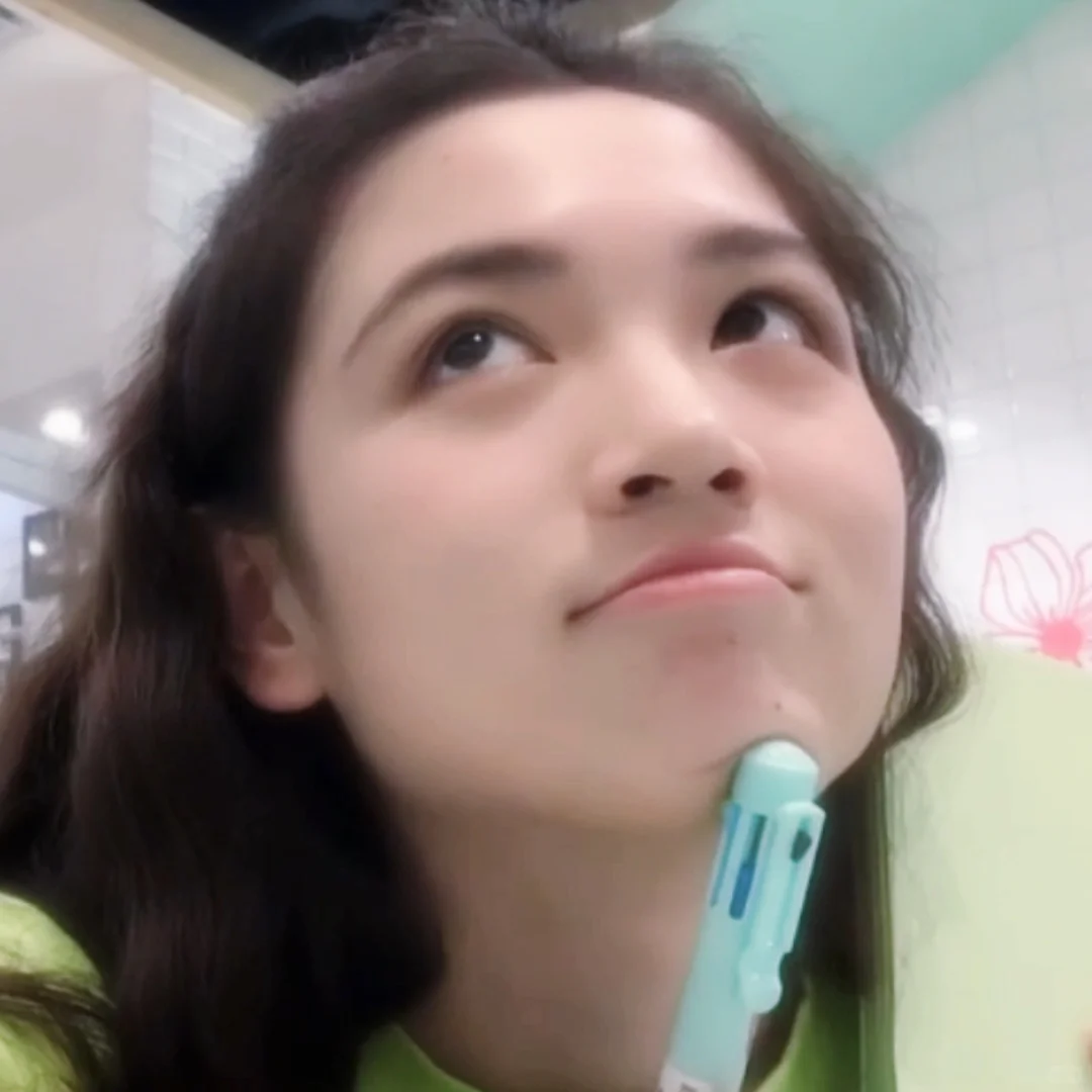 代露娃早期也太萌了吧