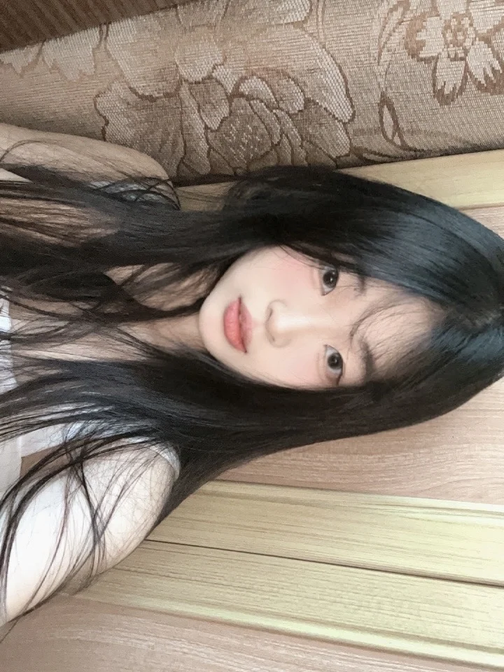 几张比较好看的自拍～