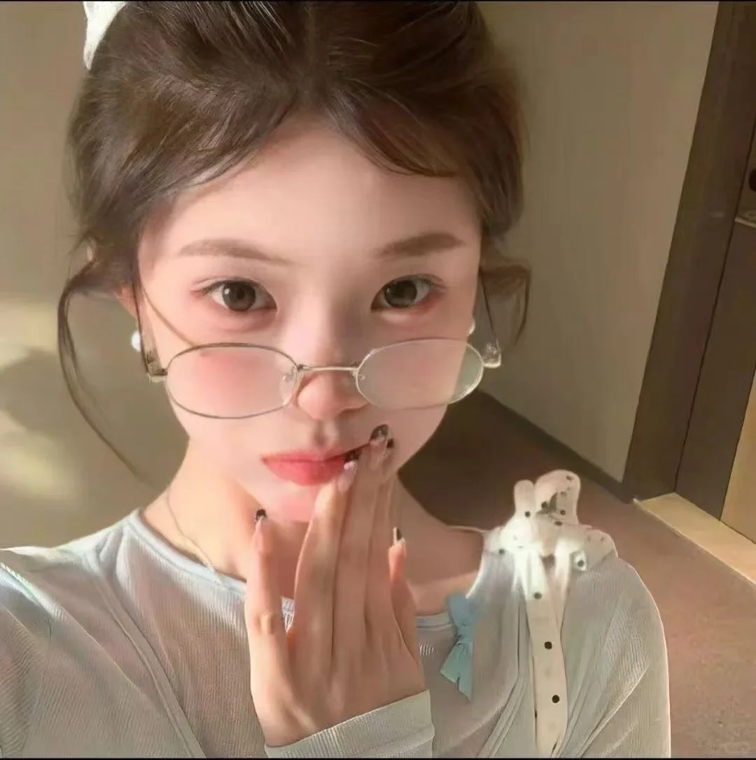 𝑾𝒆𝑪𝒉𝒂𝒕｜甜美女头🍦
