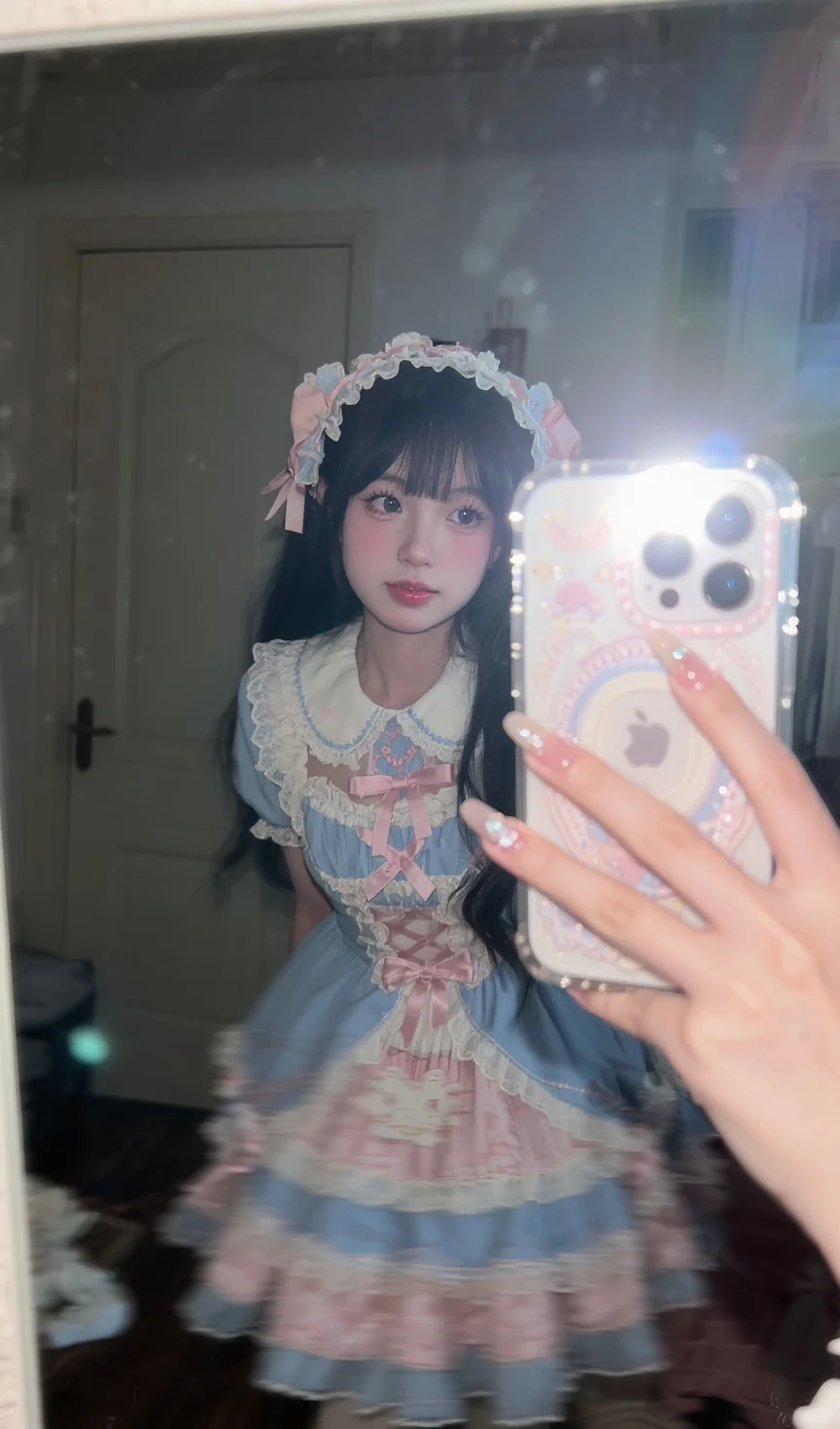 今日份甜度超标！洛丽塔少女的镜像魔法来啦