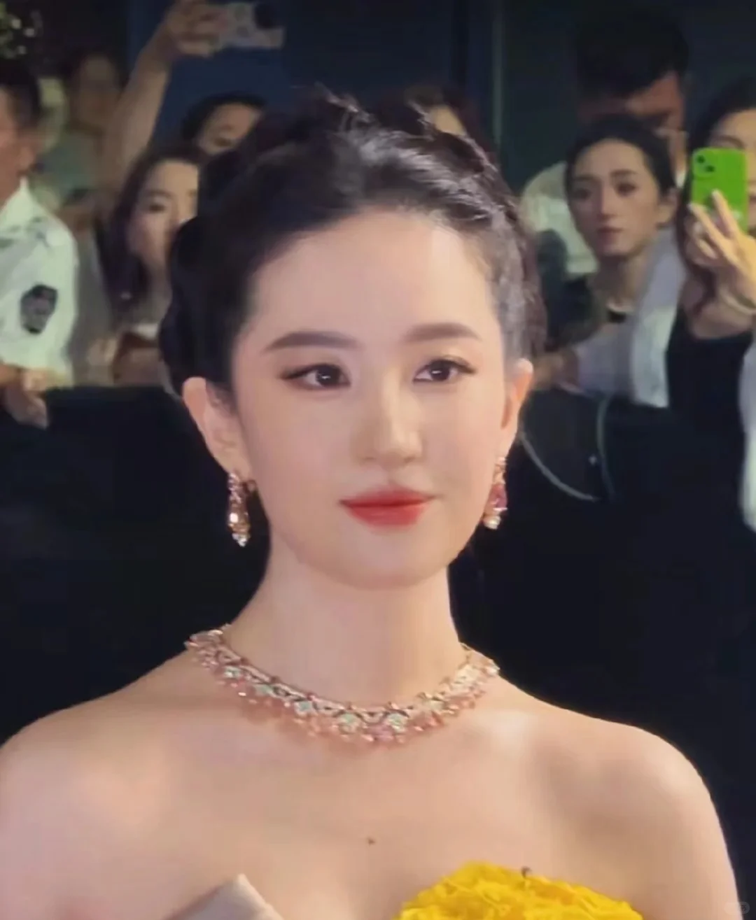 下辈子能不能让我也长这样