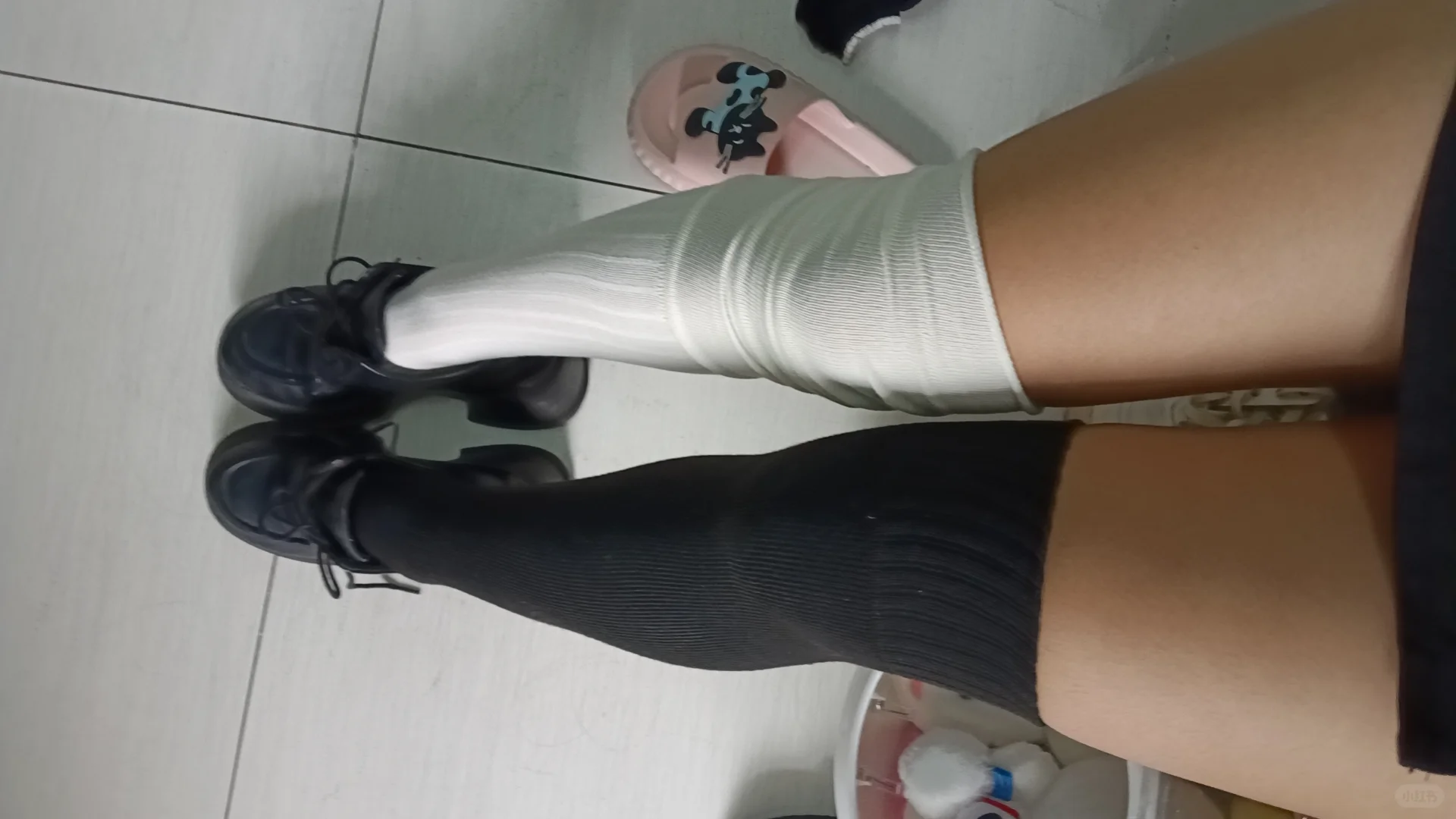 真的巨爱穿过膝袜，显瘦这方面