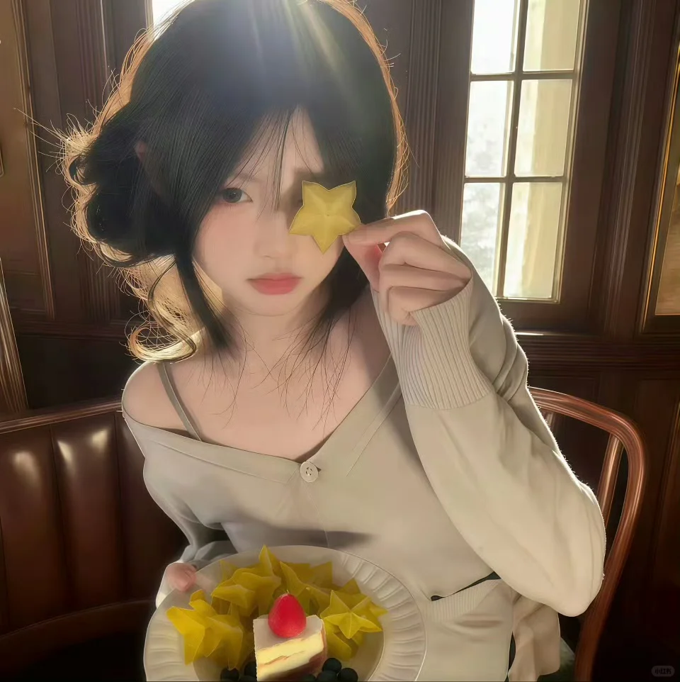一眼吸睛的绝美气质女头