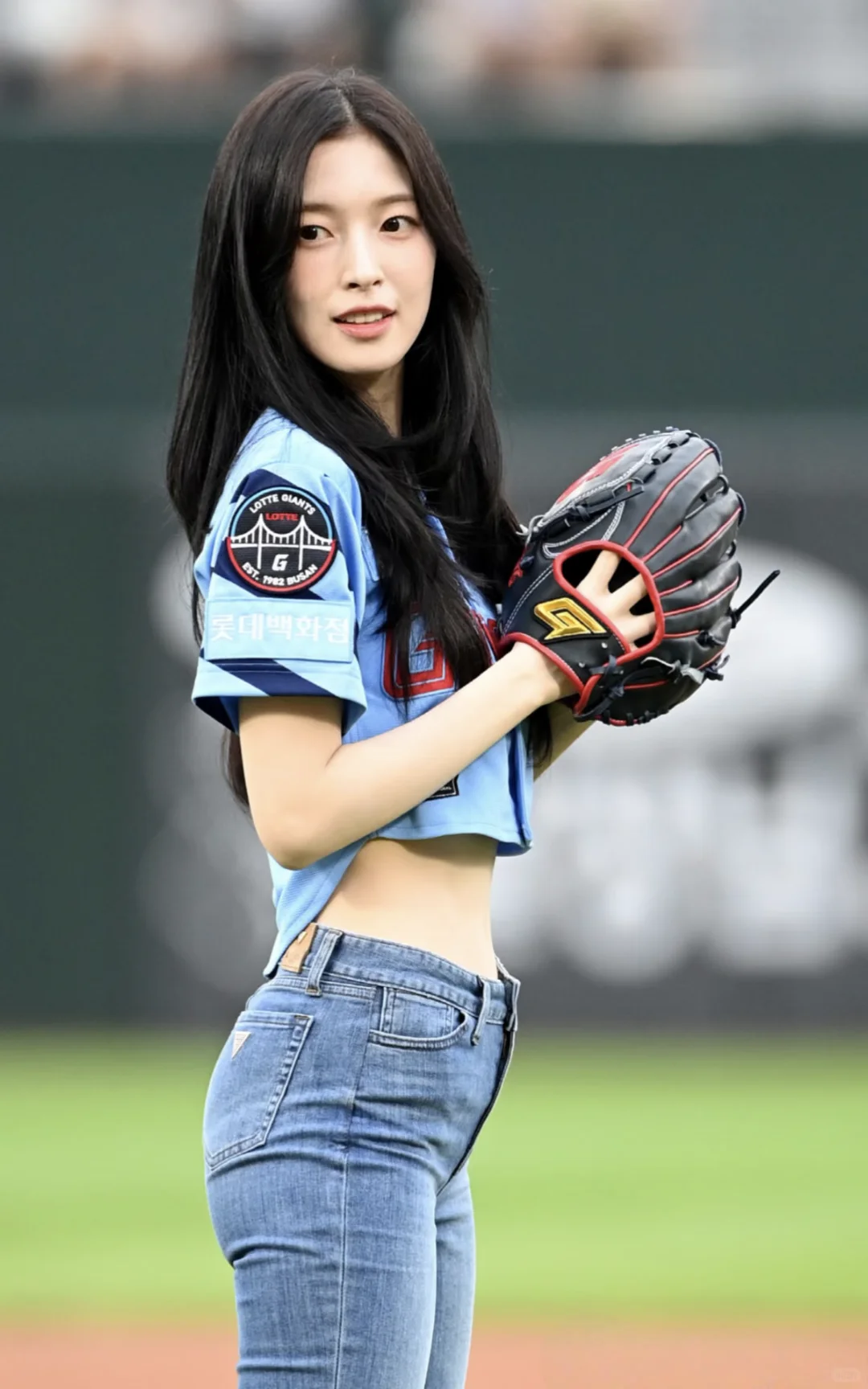 崔乂园牛仔裤