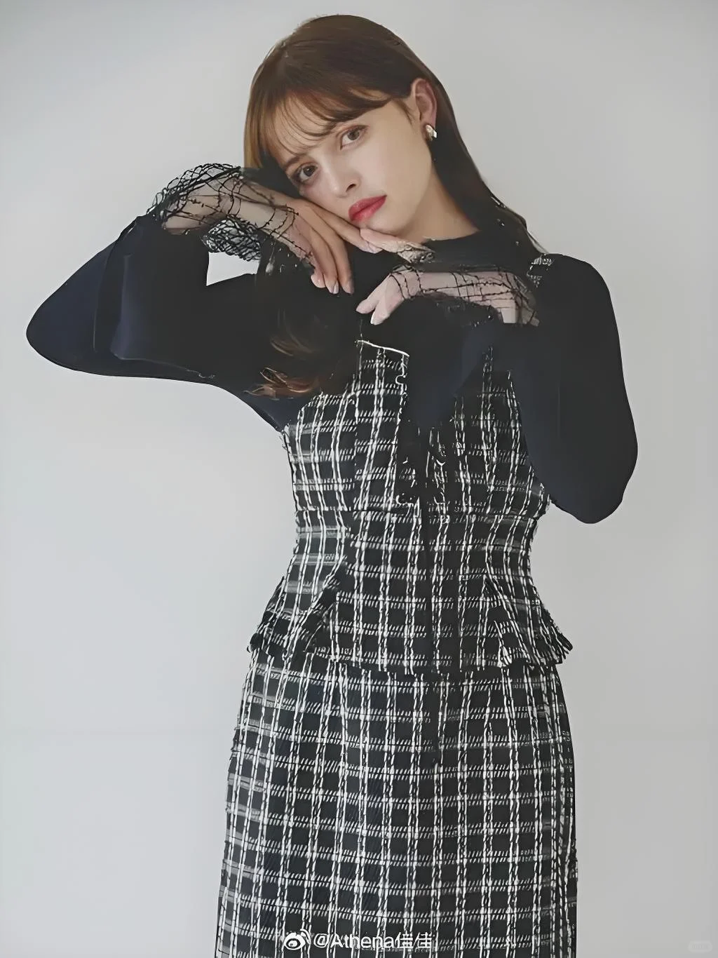 甜丧千金の日荷混血“人间洋娃娃”养成手册