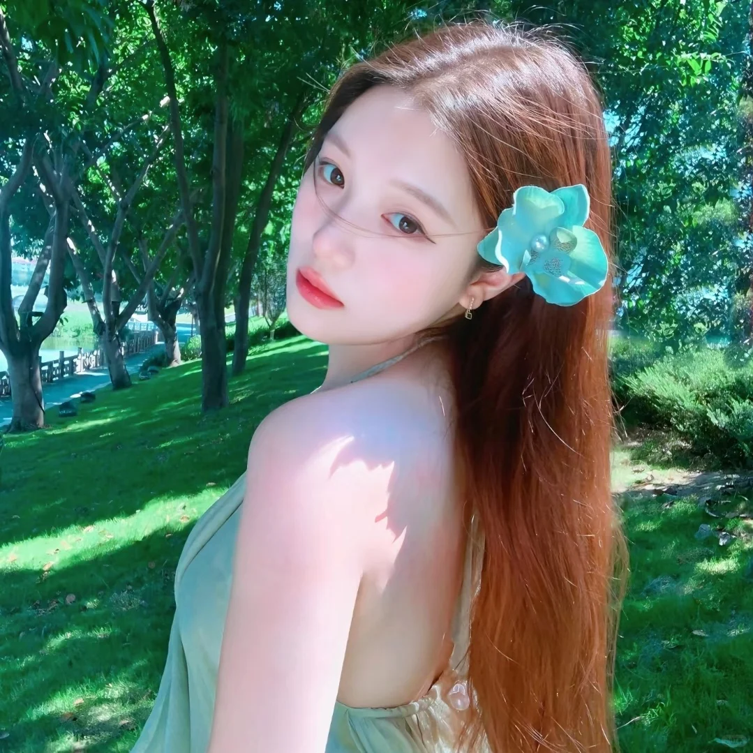 唯美治愈绿色女生头像