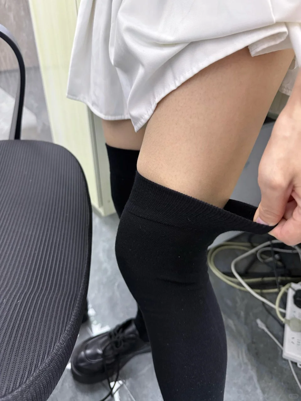 128斤|🦵粗女生的怪癖：爱穿过膝袜