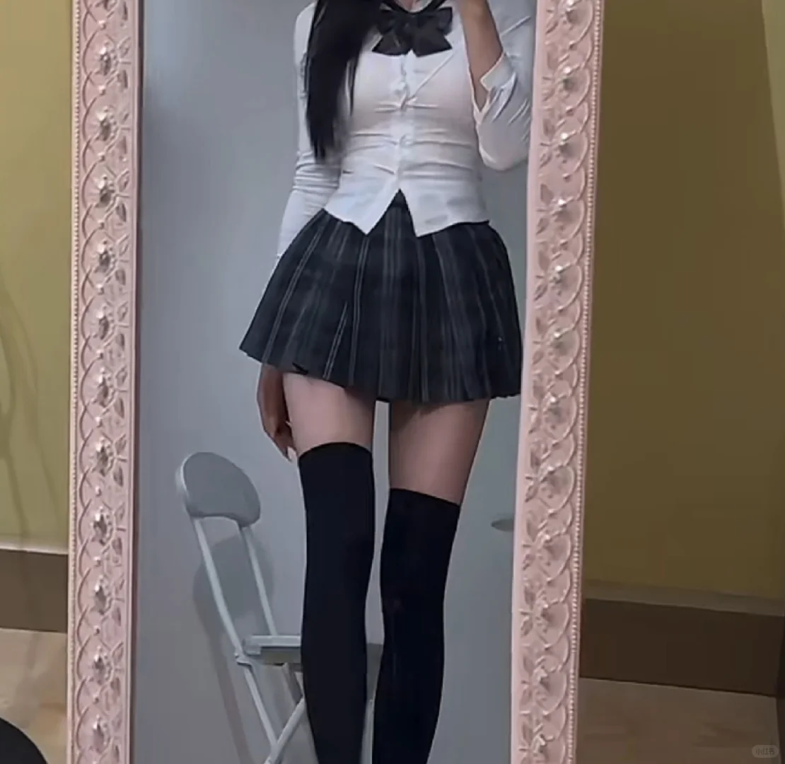 #长筒袜 #小腿袜 #JK女孩出没
