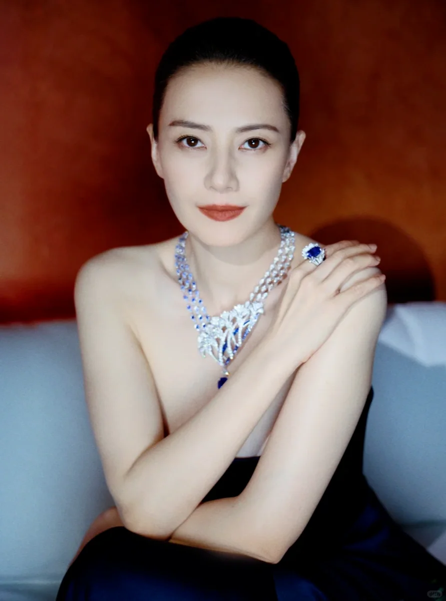 女明星的珠宝秀