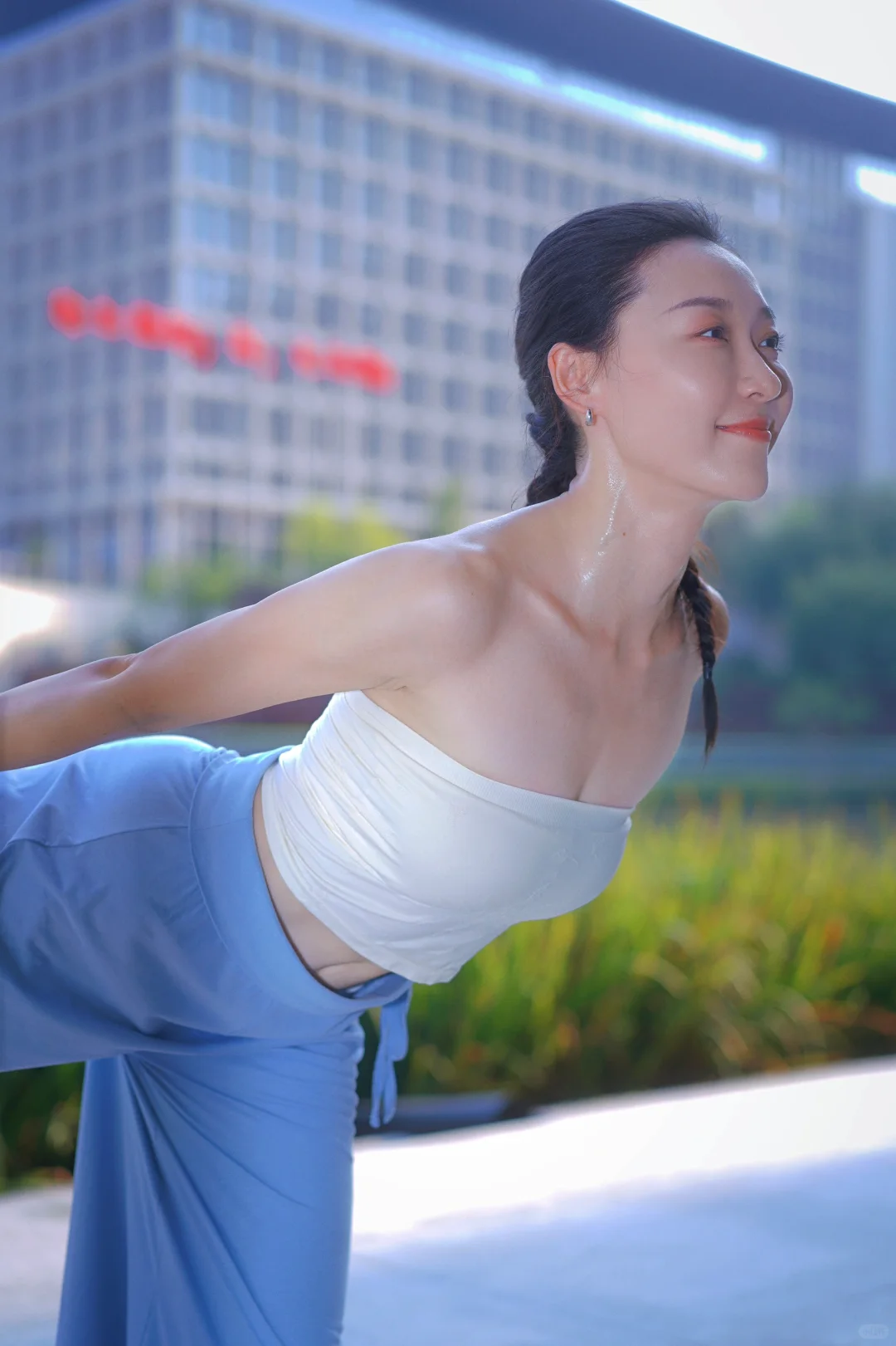 七八月的外拍不叫外拍 叫桑拿💦