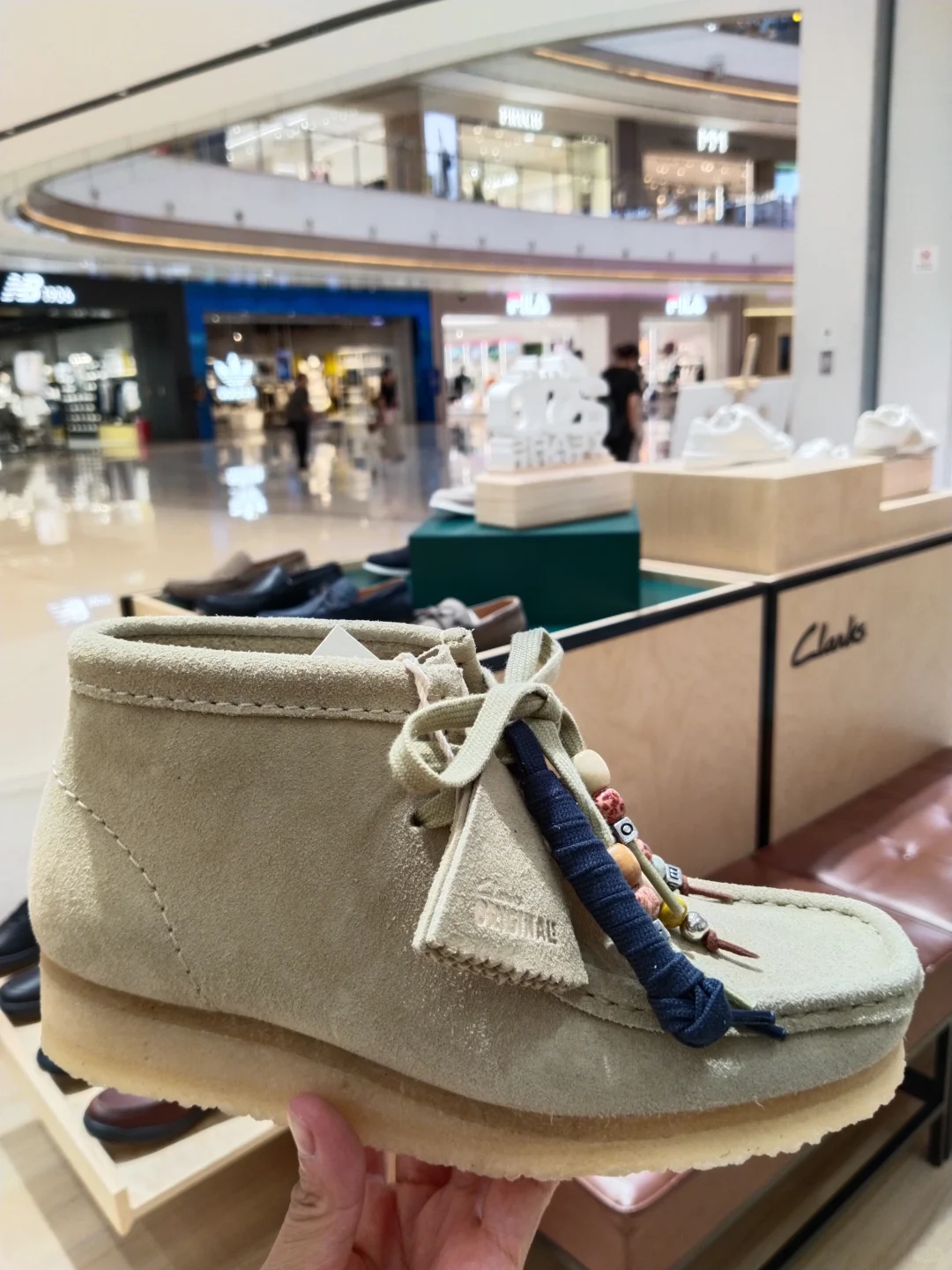 clarks女士高帮袋鼠鞋，天然生胶大底