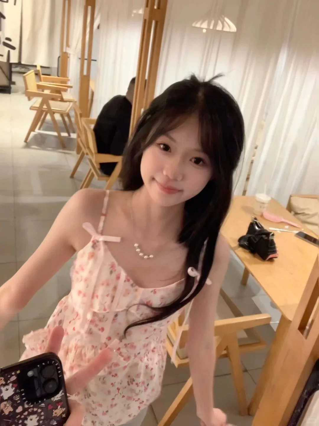 奶油甜妹，今天这样穿～