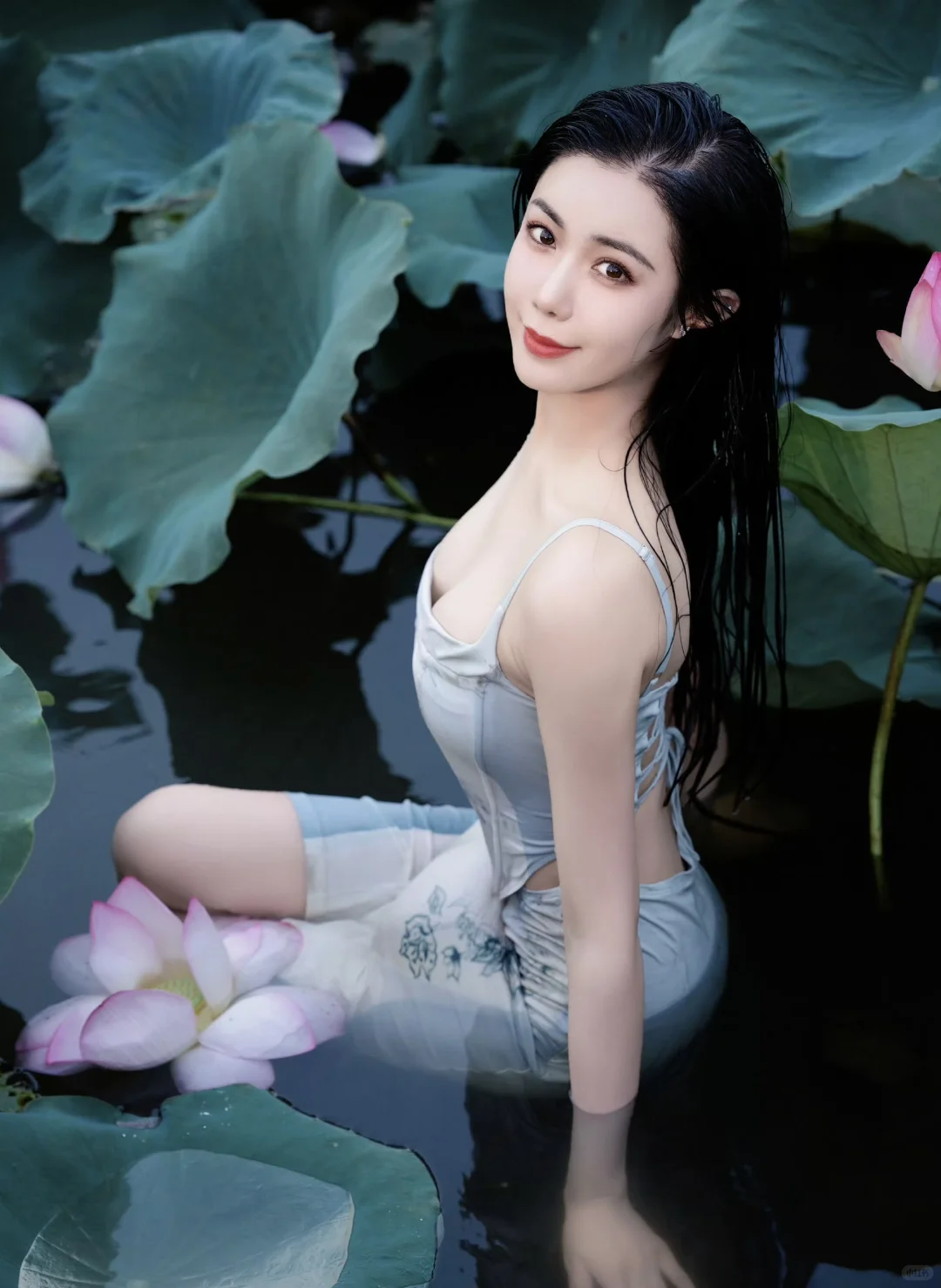 祝昕愿｜性感女星