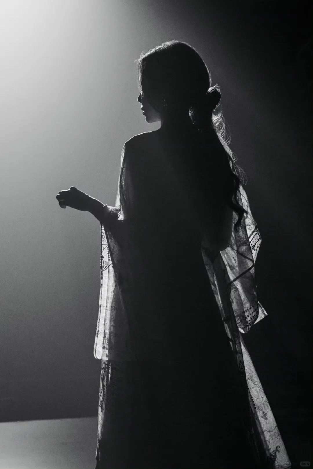 张靓颖 熟女风韵 身材真爆