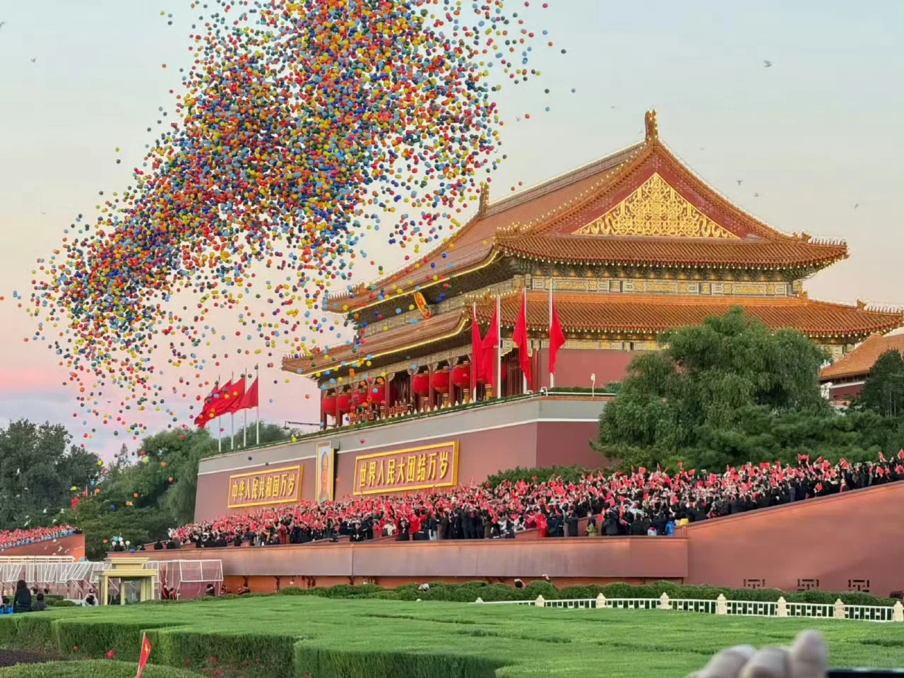 【壁纸】今日份阅兵壁纸，祖国繁荣昌盛