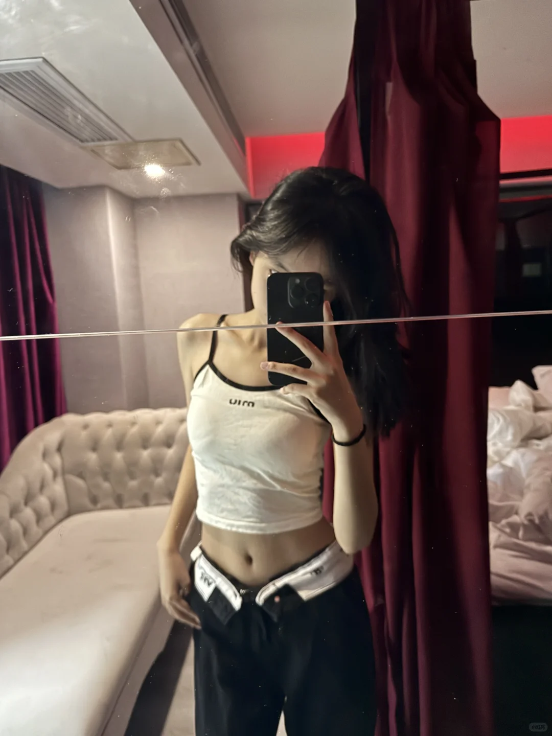 论闪光灯对镜拍有多好看