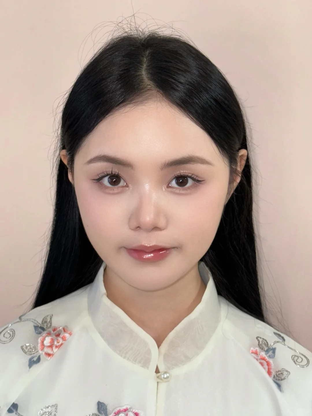 青岛约妆 | 适合方圆脸的温柔淡颜妆