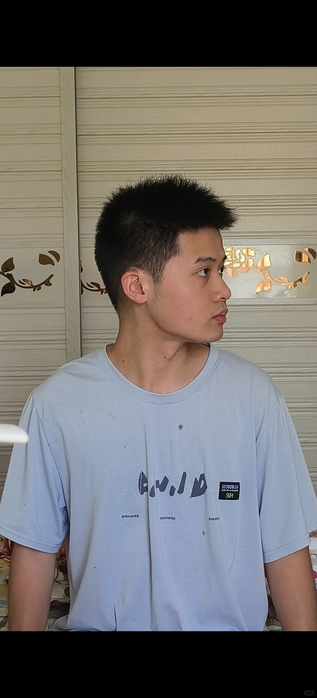 求评价一下我的长相，美丽善良的各位姐妹