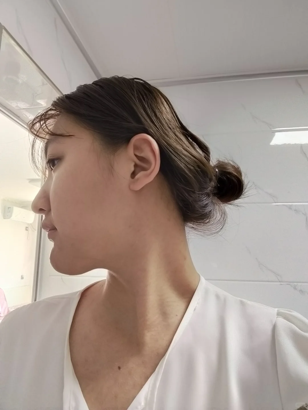 普通人长的不丑，为什么没有美女感