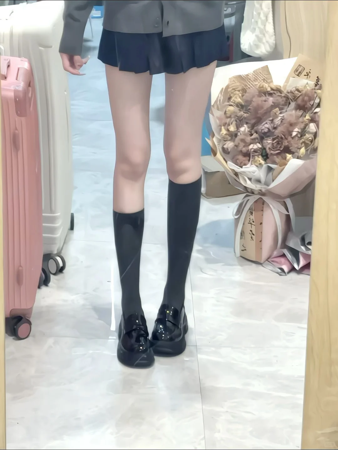 宝宝们 那双袜子啊🤔🤔🤔