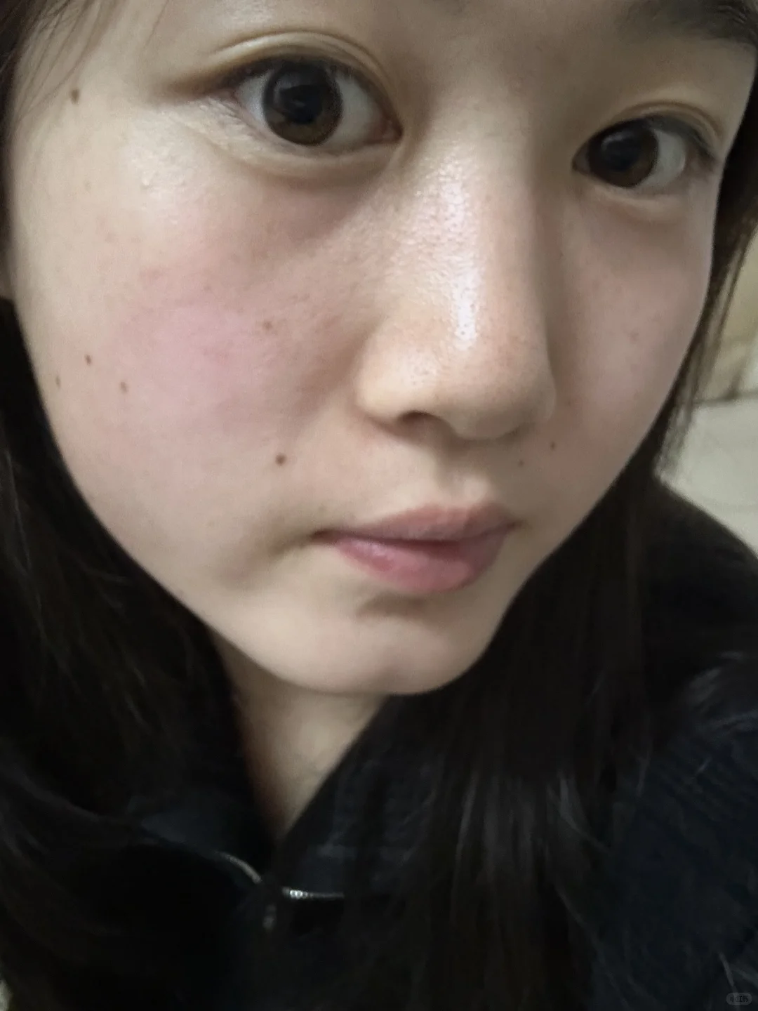 说实话！素颜长这样算好看吗