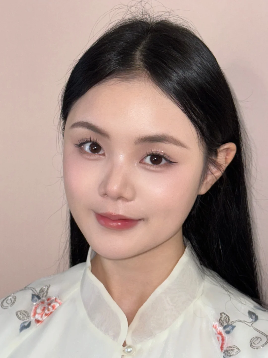 青岛约妆 | 适合方圆脸的温柔淡颜妆