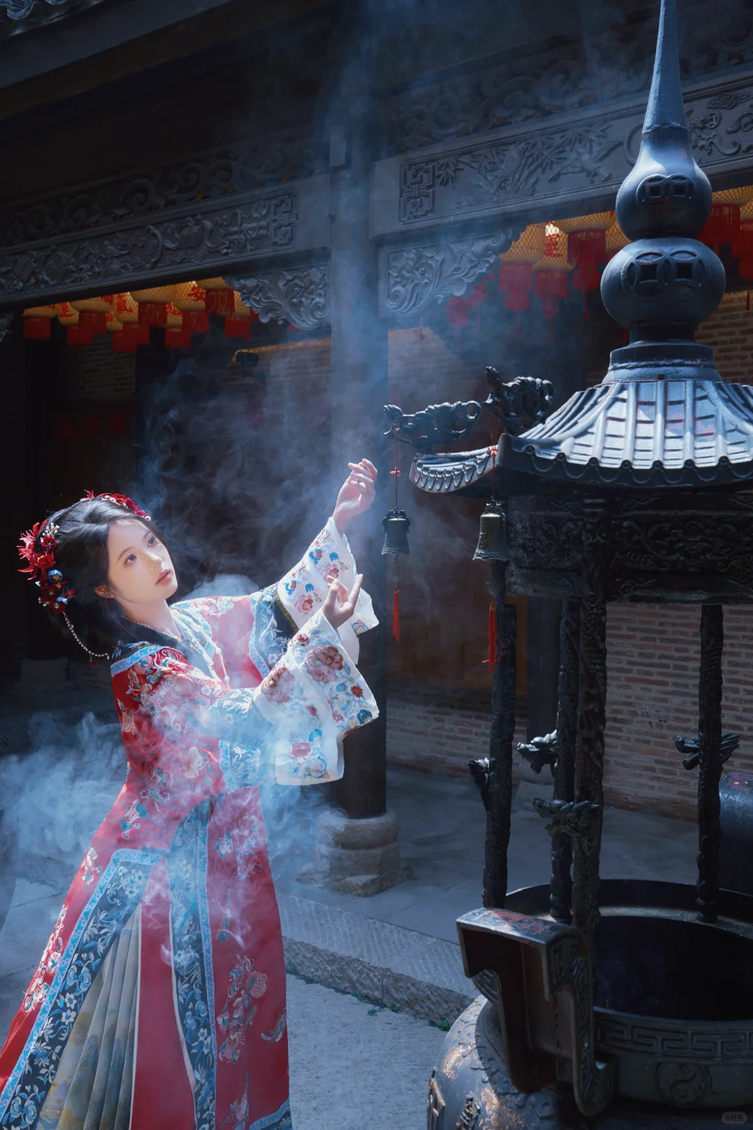 是谁还没有去景德镇拍清汉女写真❗️