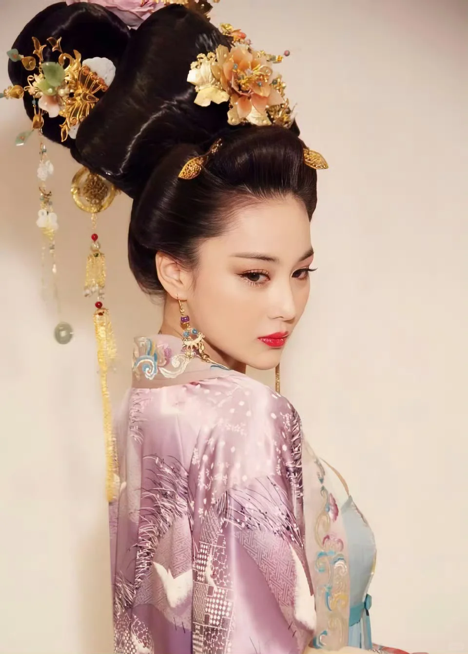 古典美女，千娇百媚～