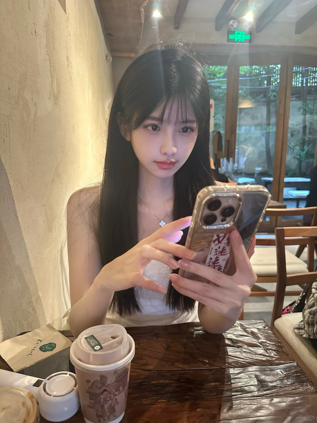 粗来玩૮ ´͈ ᗜ `͈ ა