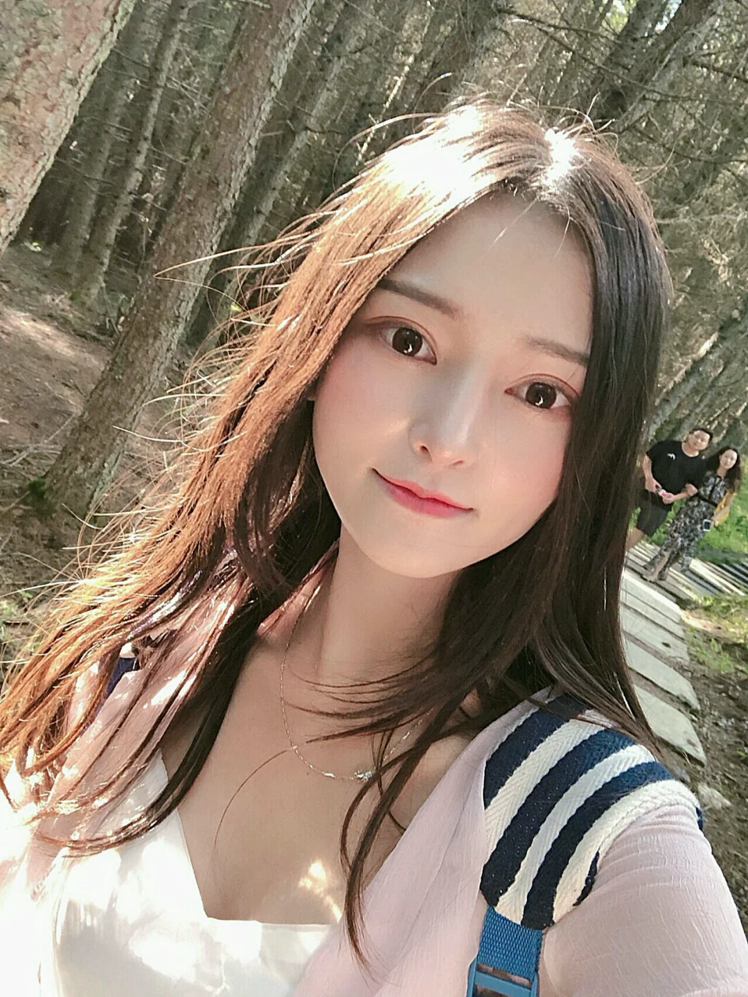 大数据又给我推了好多下颌角美女