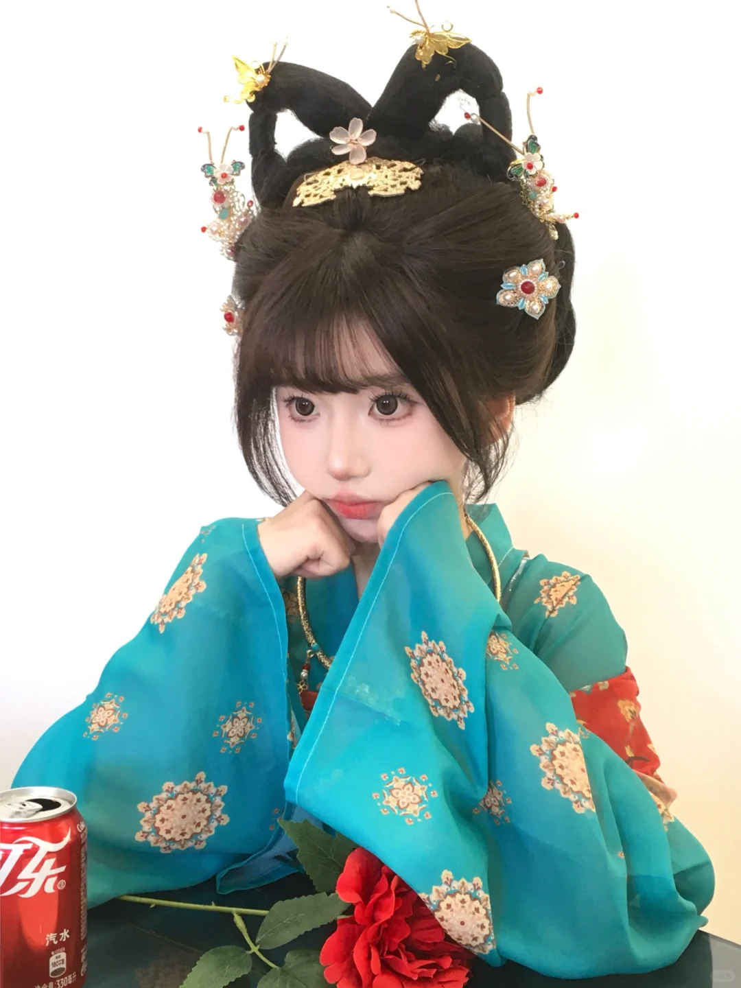 子夜归“欢迎来到，长安妖市”……