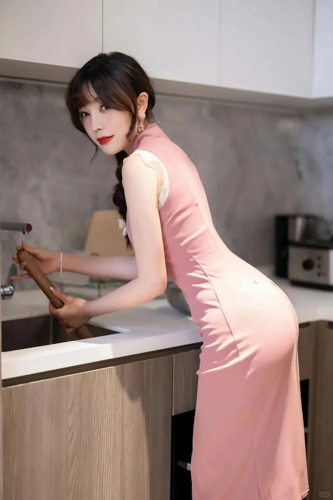家里有个黑丝厨娘，你们几点回家