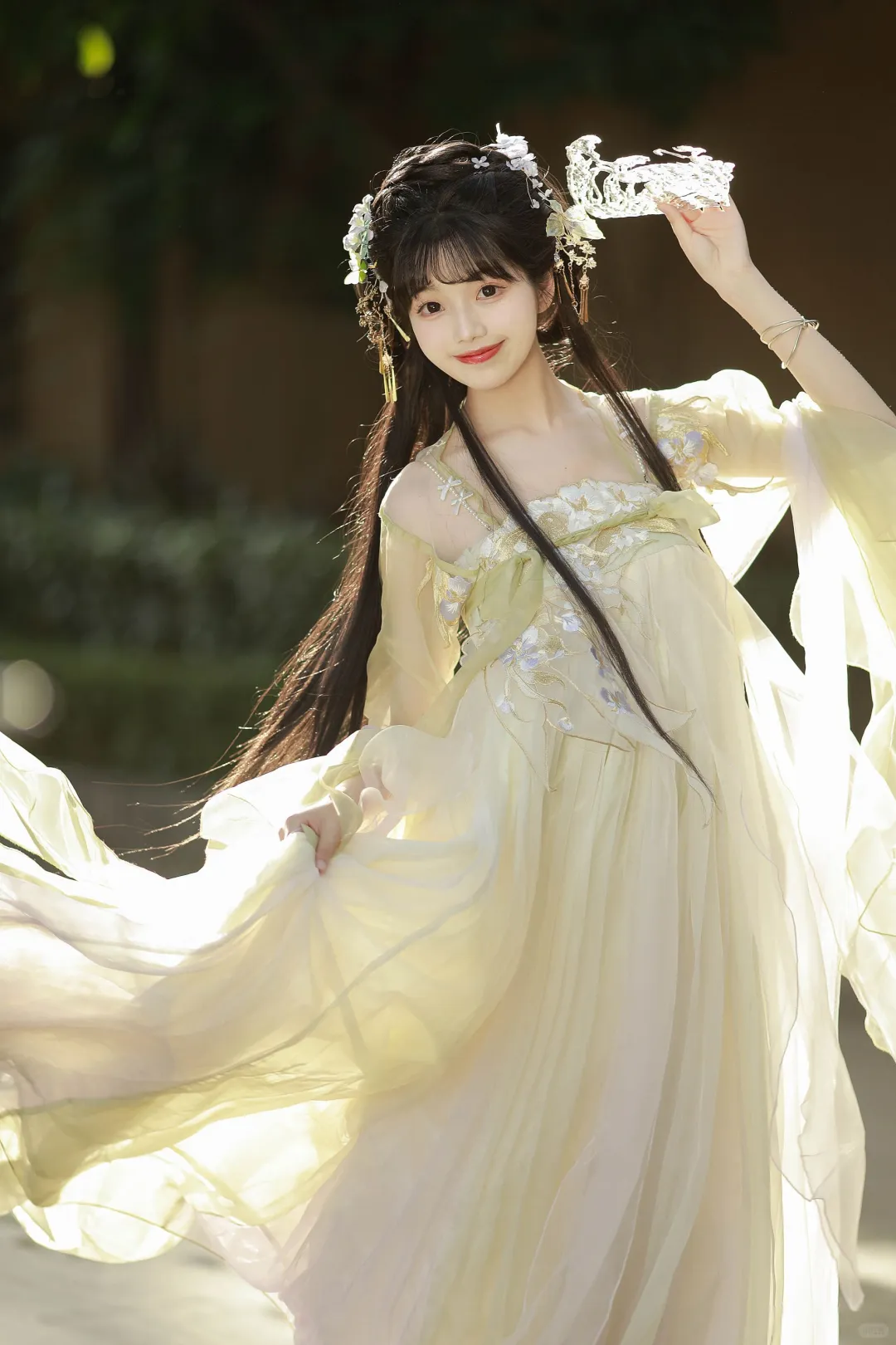 汉服｜兰亭白月