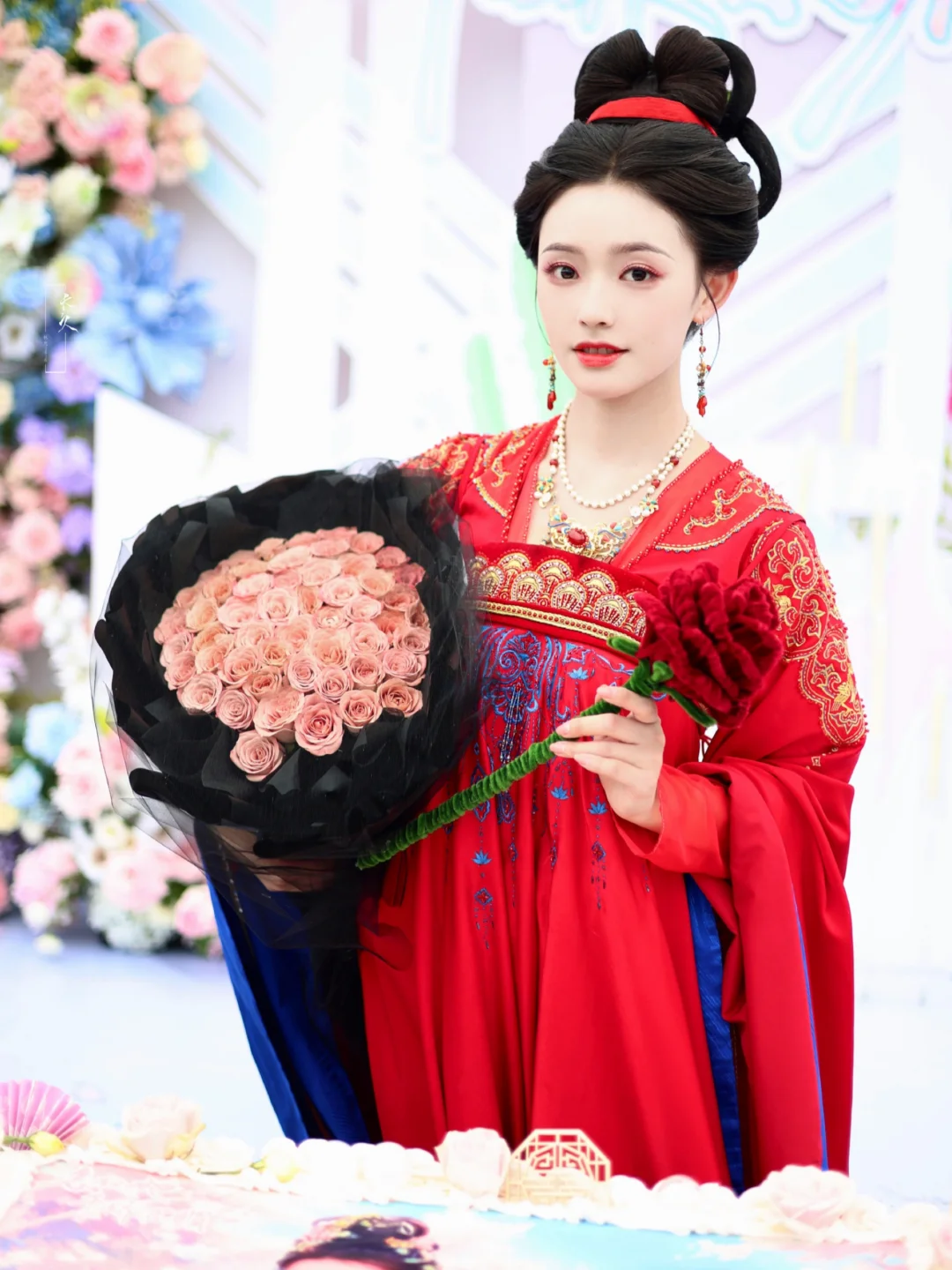 林允这个剧的古风扮相真不错呀！有点期待了