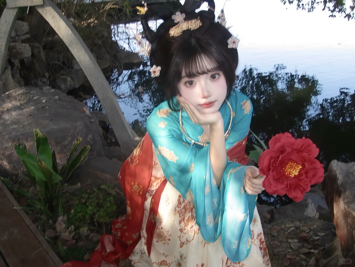 子夜归“欢迎来到，长安妖市”……