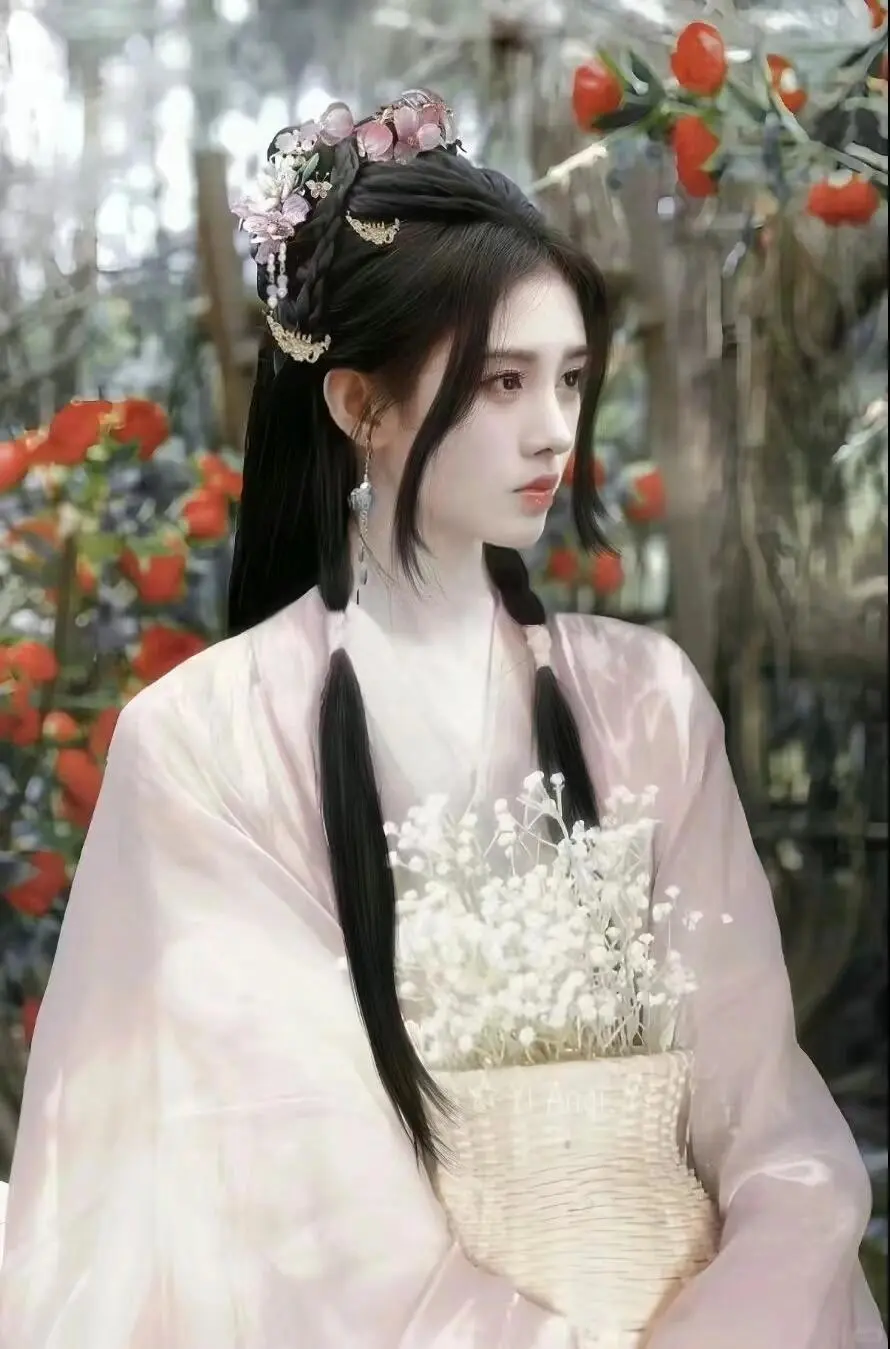鞠婧祎超美古风图片