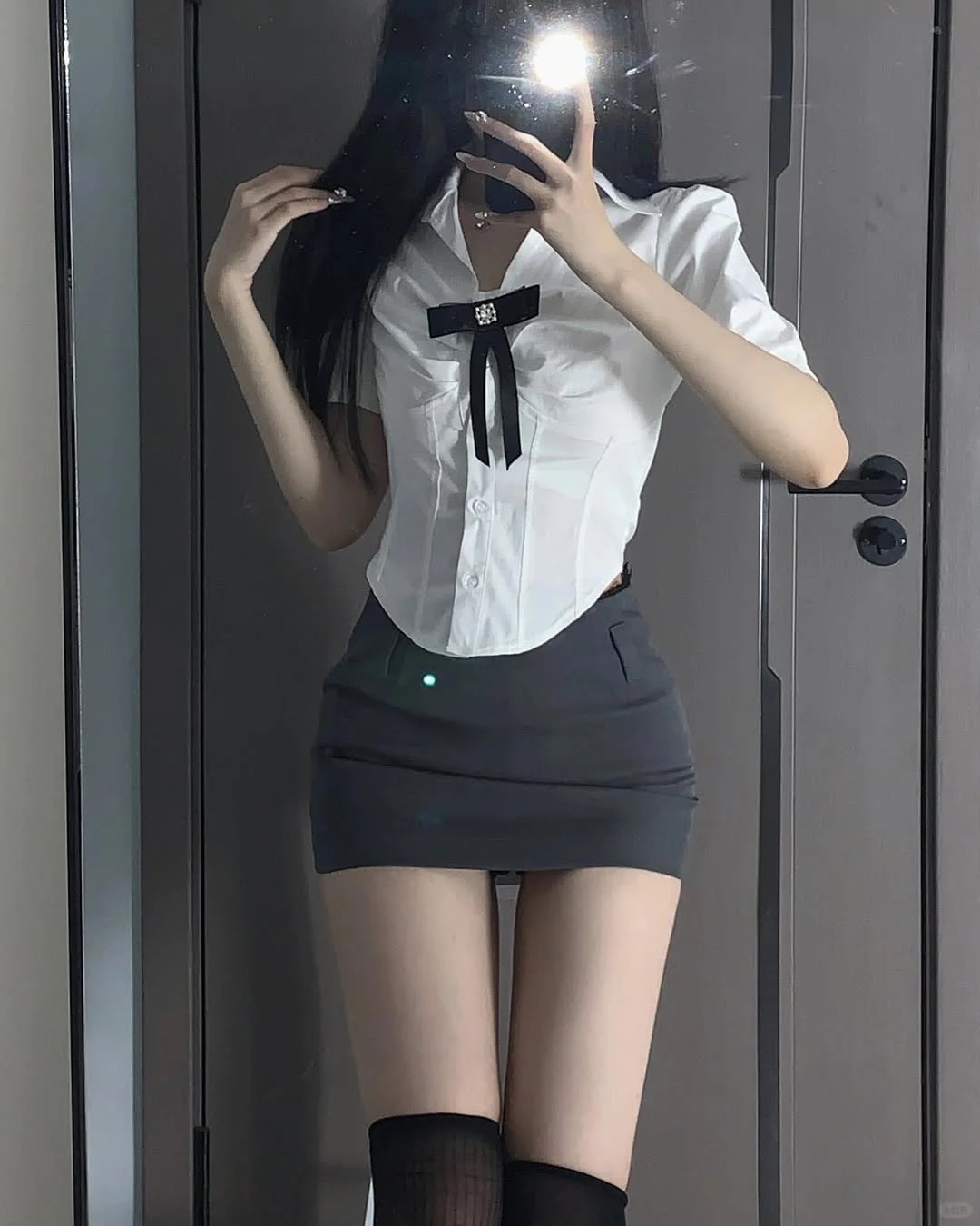 💼纯欲职场风穿搭 白衬衫+包臀裙