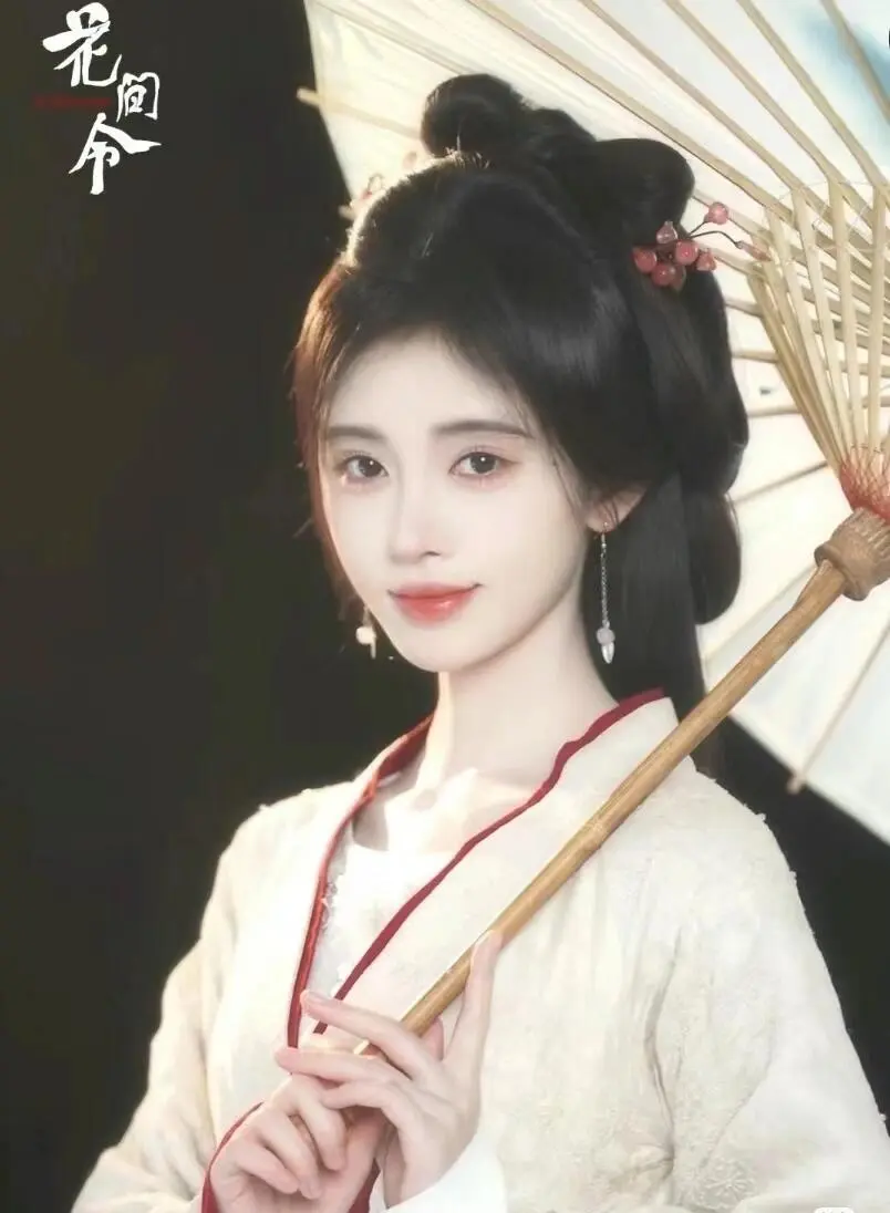 鞠婧祎超美古风图片