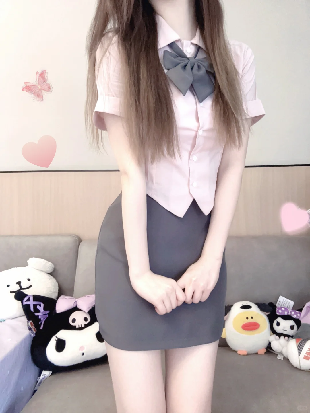 被这套灰粉制服美到了！！好显气质显白！