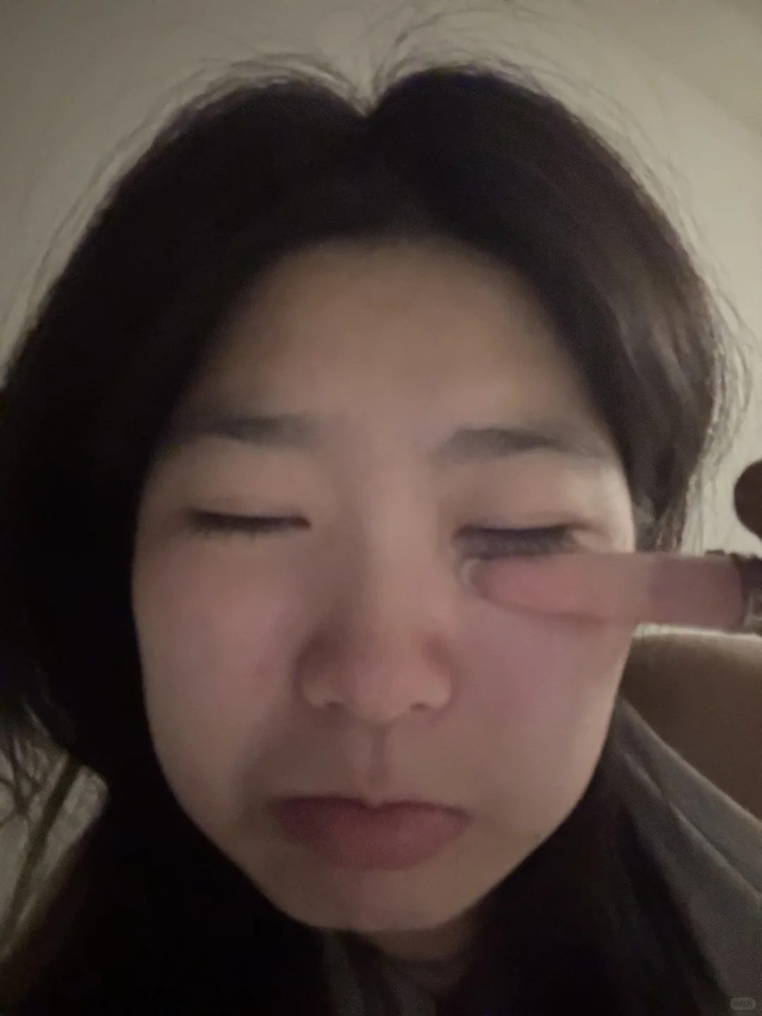 真的会因为身边的爱女小女孩感到欣慰