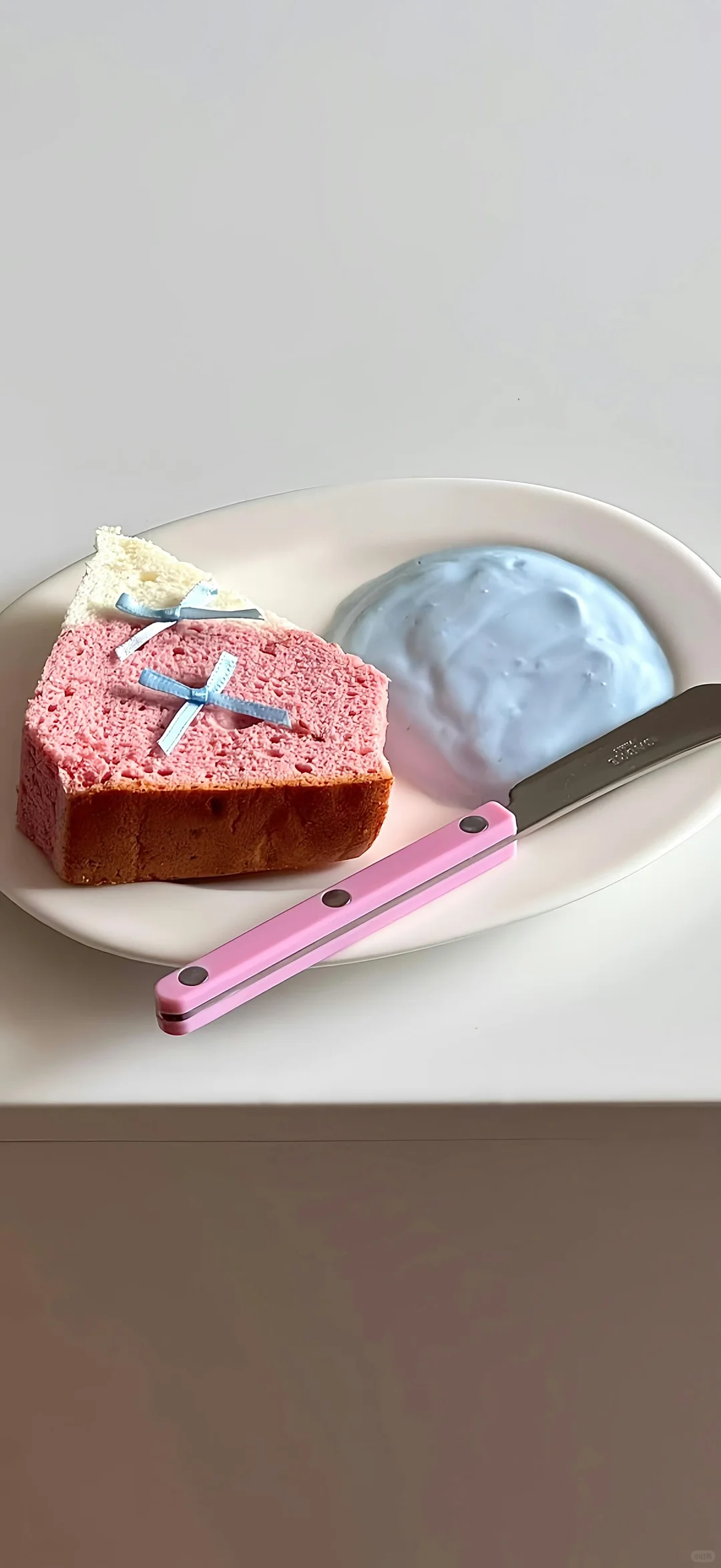 𝙒𝙖𝙡𝙡𝙥𝙖𝙥𝙚𝙧｜藏在角落里的芝士蛋糕