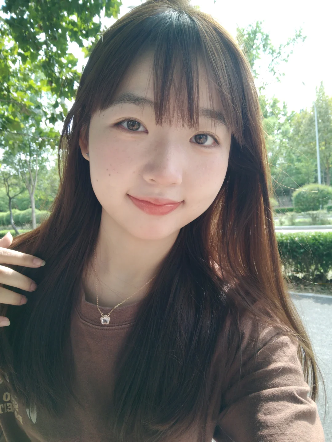 如果困难重重 那我们紧握双手