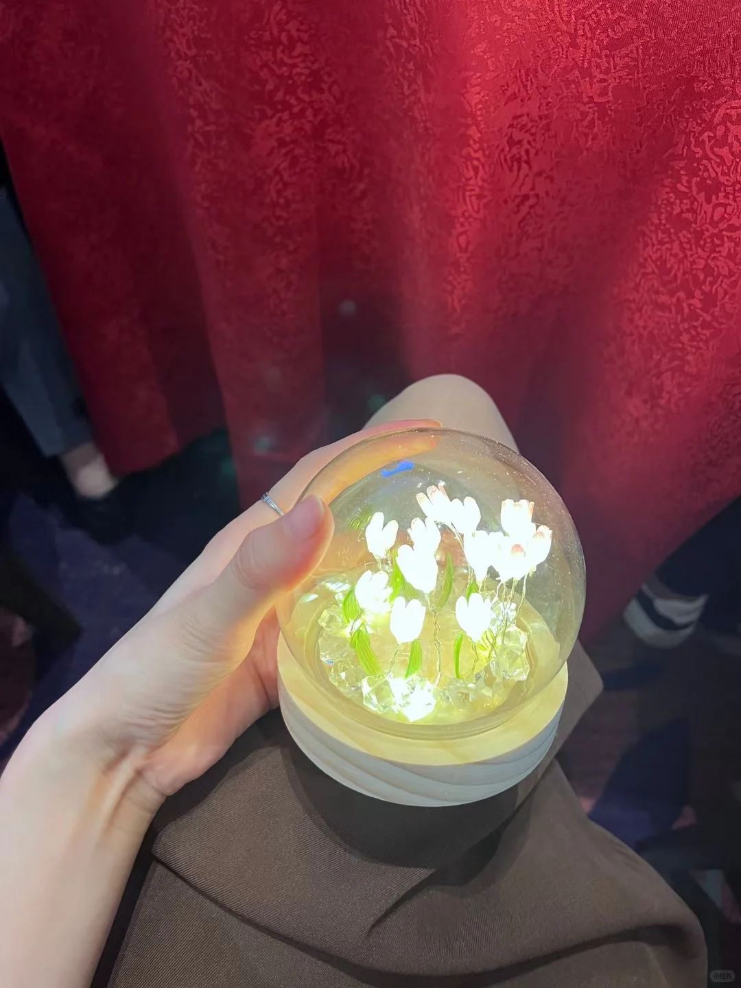 怎么老是有人质疑我的皮肤，老娘白着呢