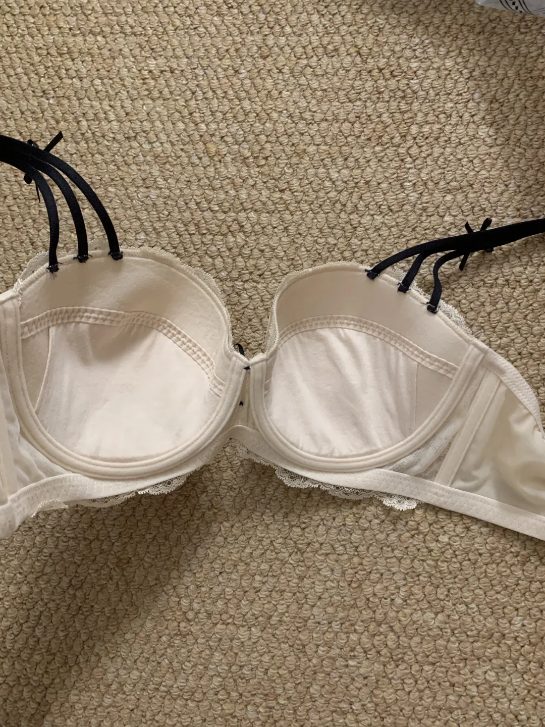 漂亮又聚拢的内衣👙分享附上身图