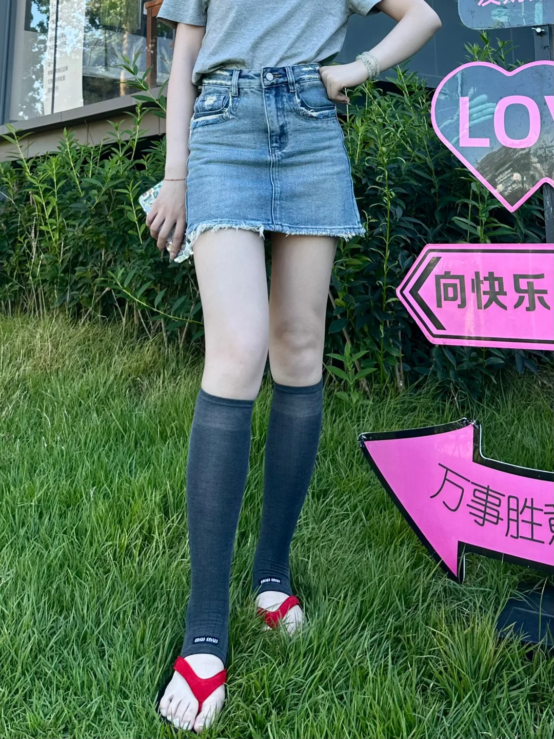 “清冷穿搭”😏夏季袜套这么穿巨显瘦！