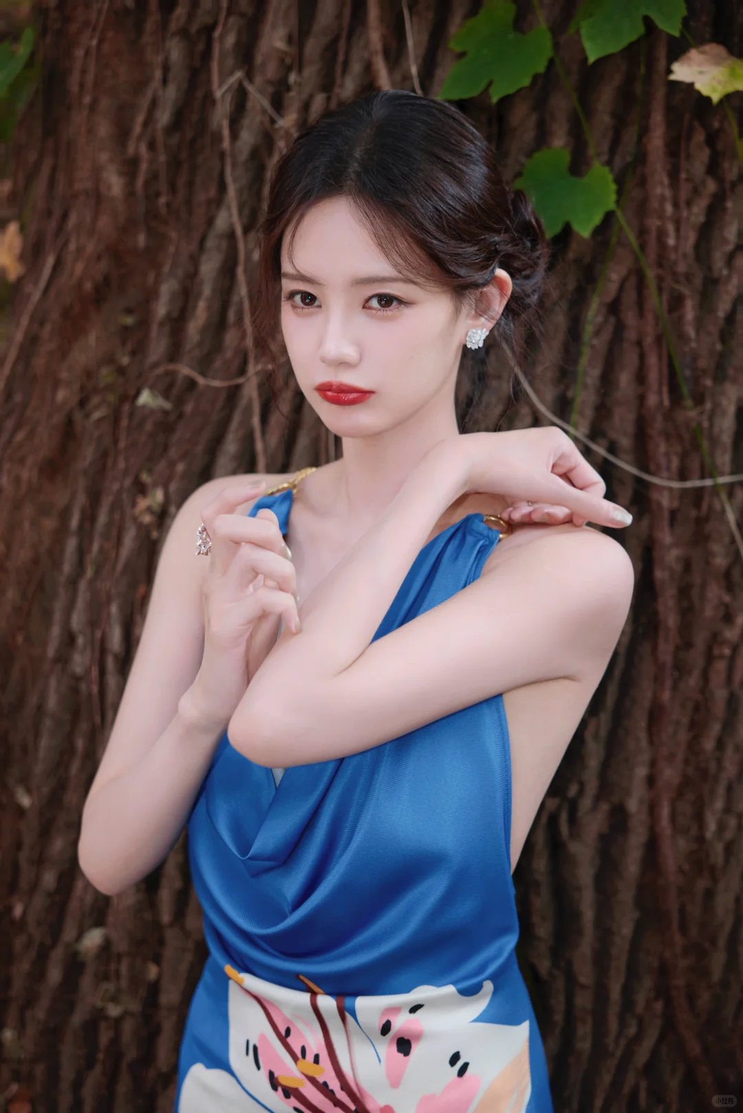 桐桐💙卿本佳人