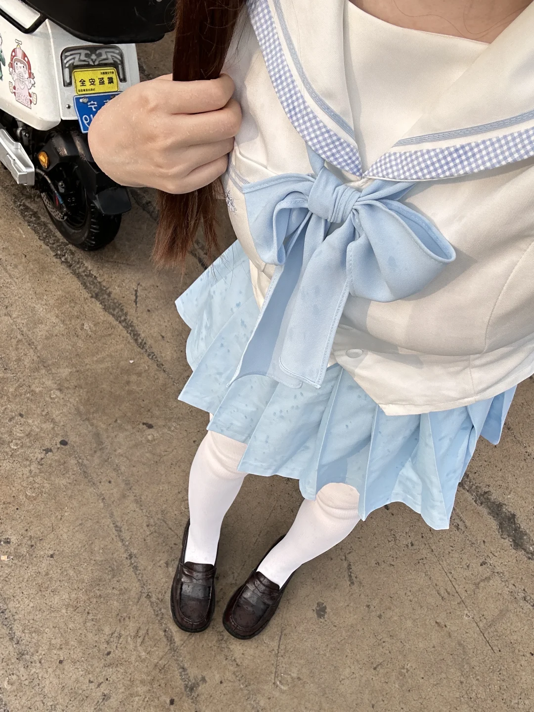淋雨(∩ᄑ_ᄑ)⊃